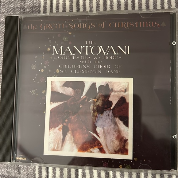 Christmas Music CD Collection - Classical and Country
EUC - Picture 4 of 9